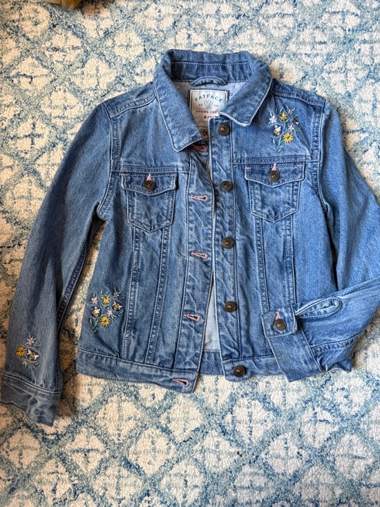 Fat Face Other - FatFace Light Blue Floral Denim Jacket Girls Kids size 8/9 UK embroidered pink